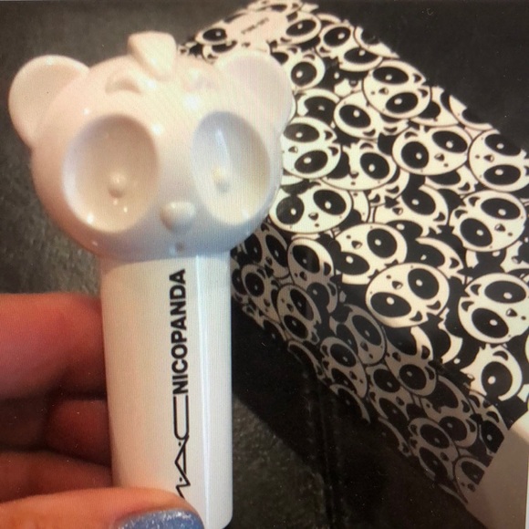 Mac Nicopanda Limited Edition Lipstick - Picture 2 of 3